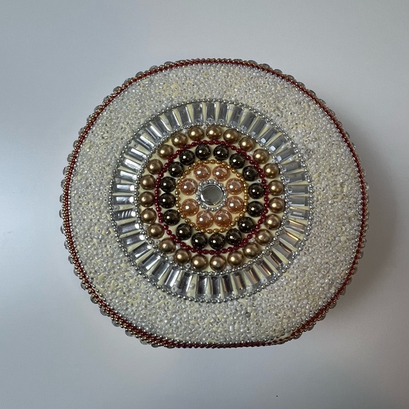 Round Circle Crossbody - Picture 1 of 5